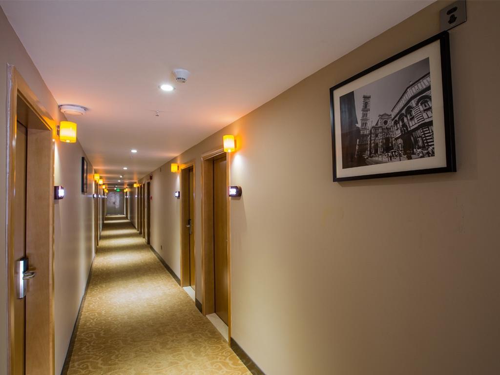 מלון 7Days Premium Chongqing Hongqihegou מראה חיצוני תמונה
