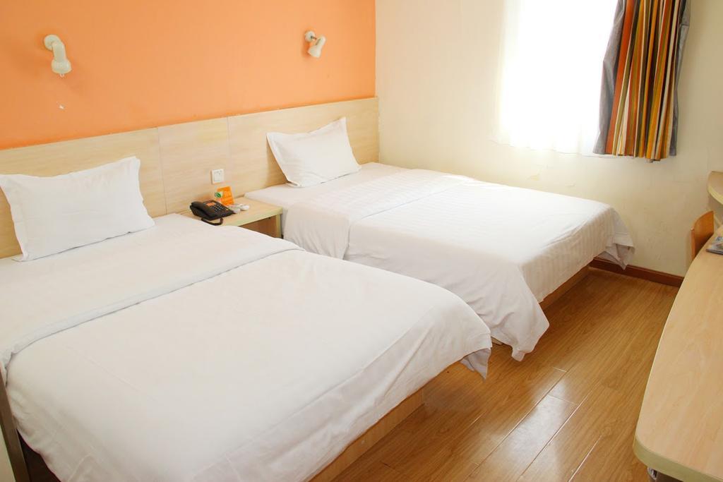 מלון 7Days Premium Chongqing Hongqihegou מראה חיצוני תמונה