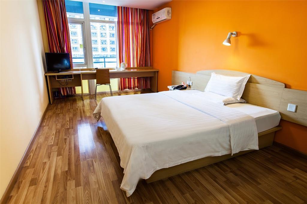 מלון 7Days Premium Chongqing Hongqihegou מראה חיצוני תמונה