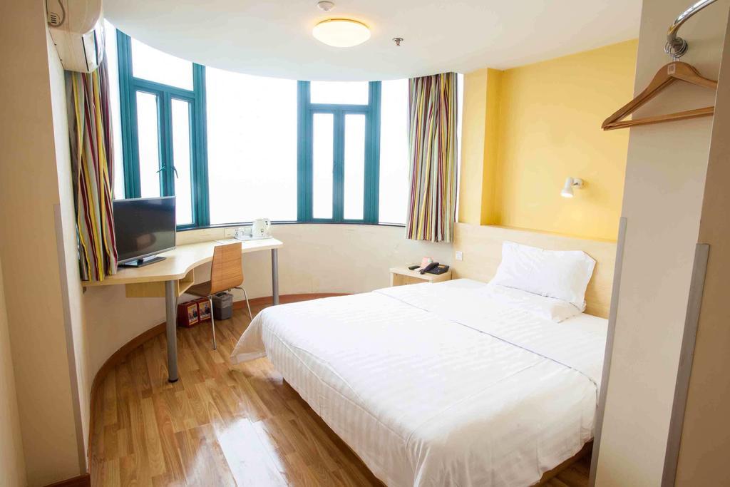 מלון 7Days Premium Chongqing Hongqihegou חדר תמונה