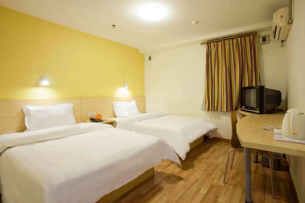 מלון 7Days Premium Chongqing Hongqihegou חדר תמונה